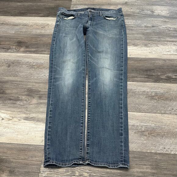 Lucky Brand 410 Athletic Fit Faded Mid‎ Wash Blue Mens 38x32 Straight Leg Jeans - Picture 1 of 14